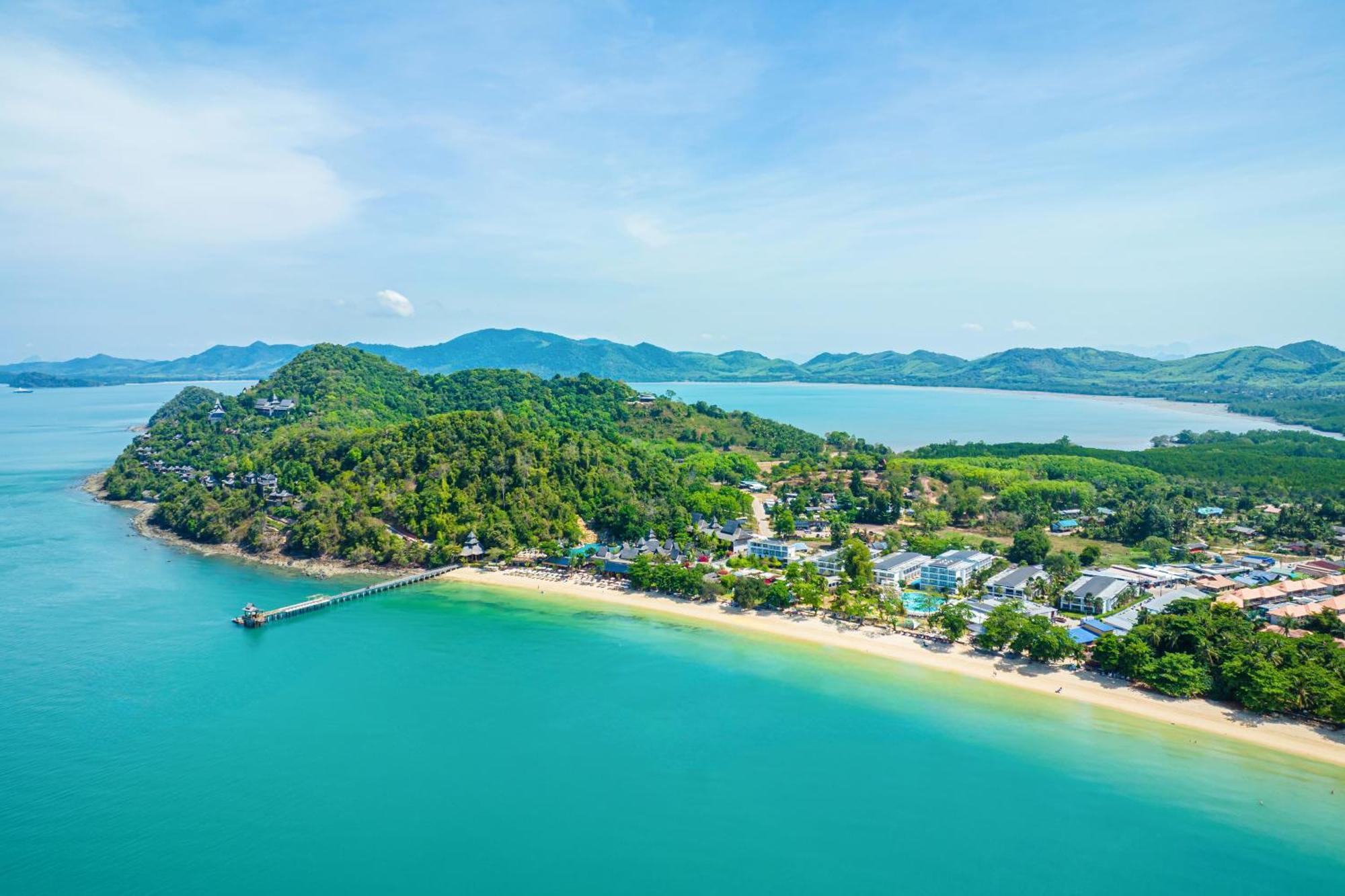 Reception Point -bj&radisson Seaview Hotel 5*